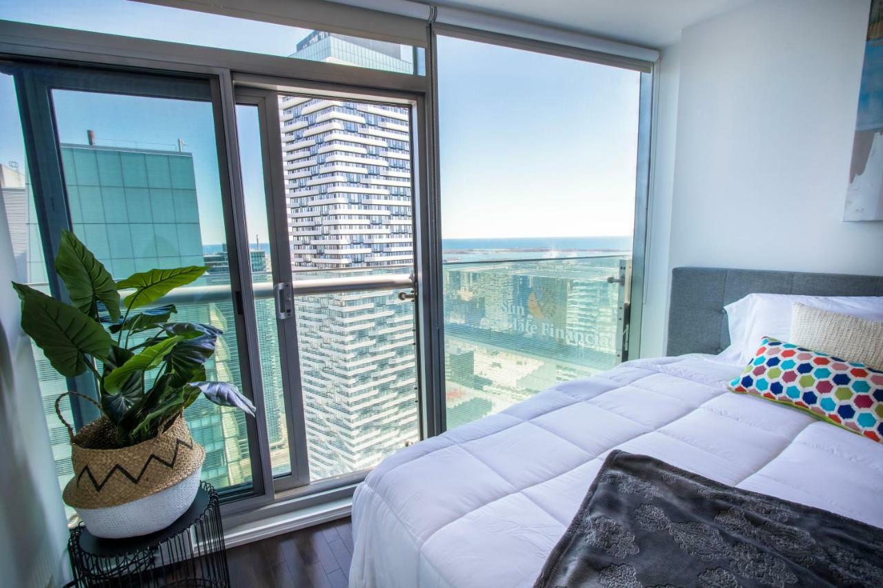 Micasa Suites - Modern Executive Condo Торонто Экстерьер фото