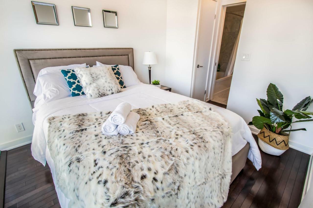 Micasa Suites - Modern Executive Condo Торонто Экстерьер фото